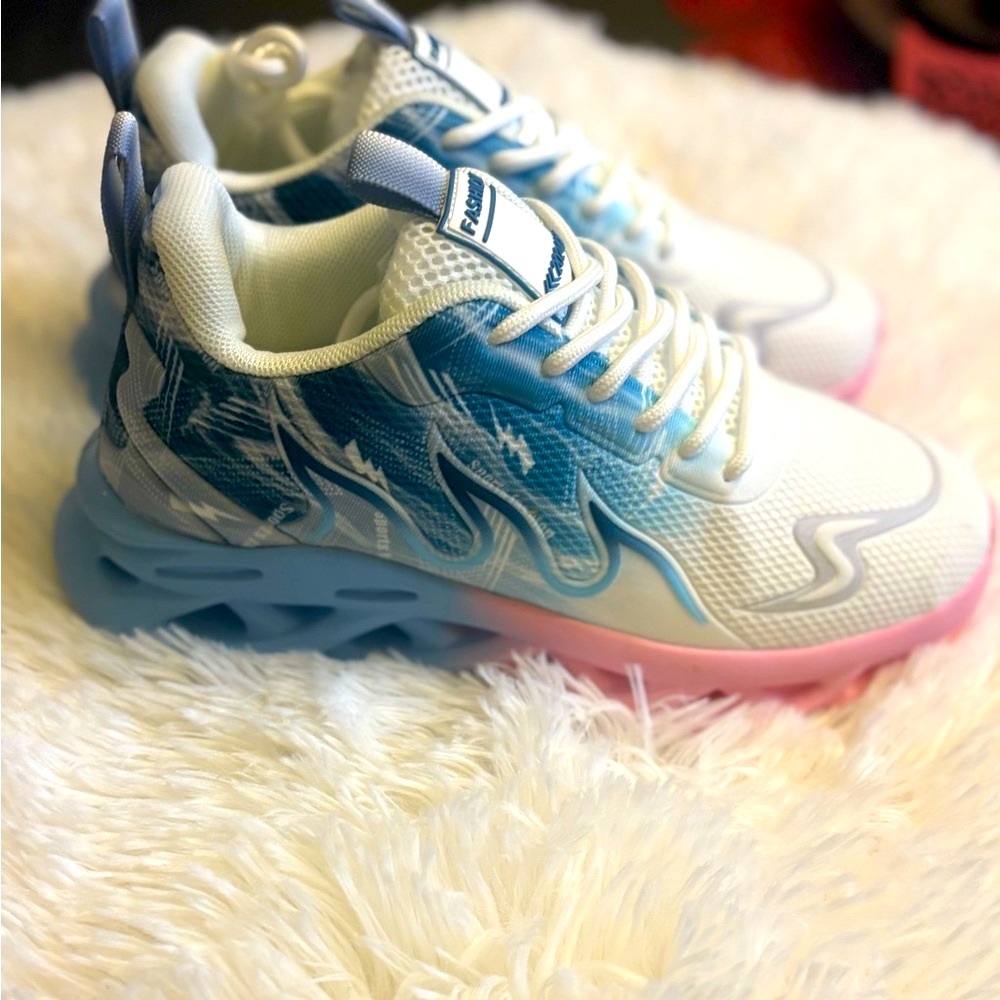Women’s Stylish Blue and Pink Sneakers